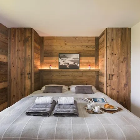 Chalet Capricorne Luxury For 6 With Sauna *